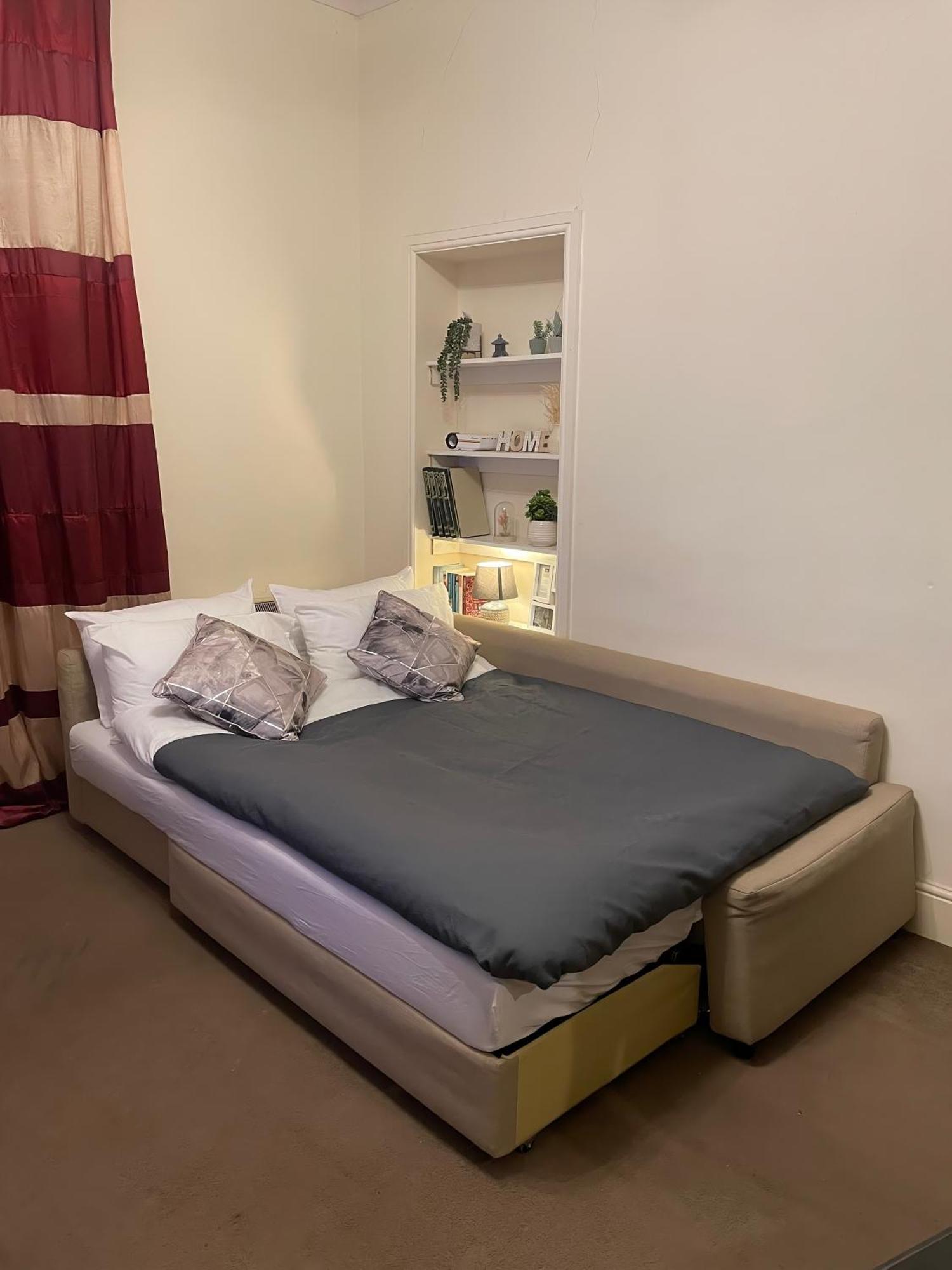 Comfy 2 Bedroom Flat Near Edinburgh City Center المظهر الخارجي الصورة